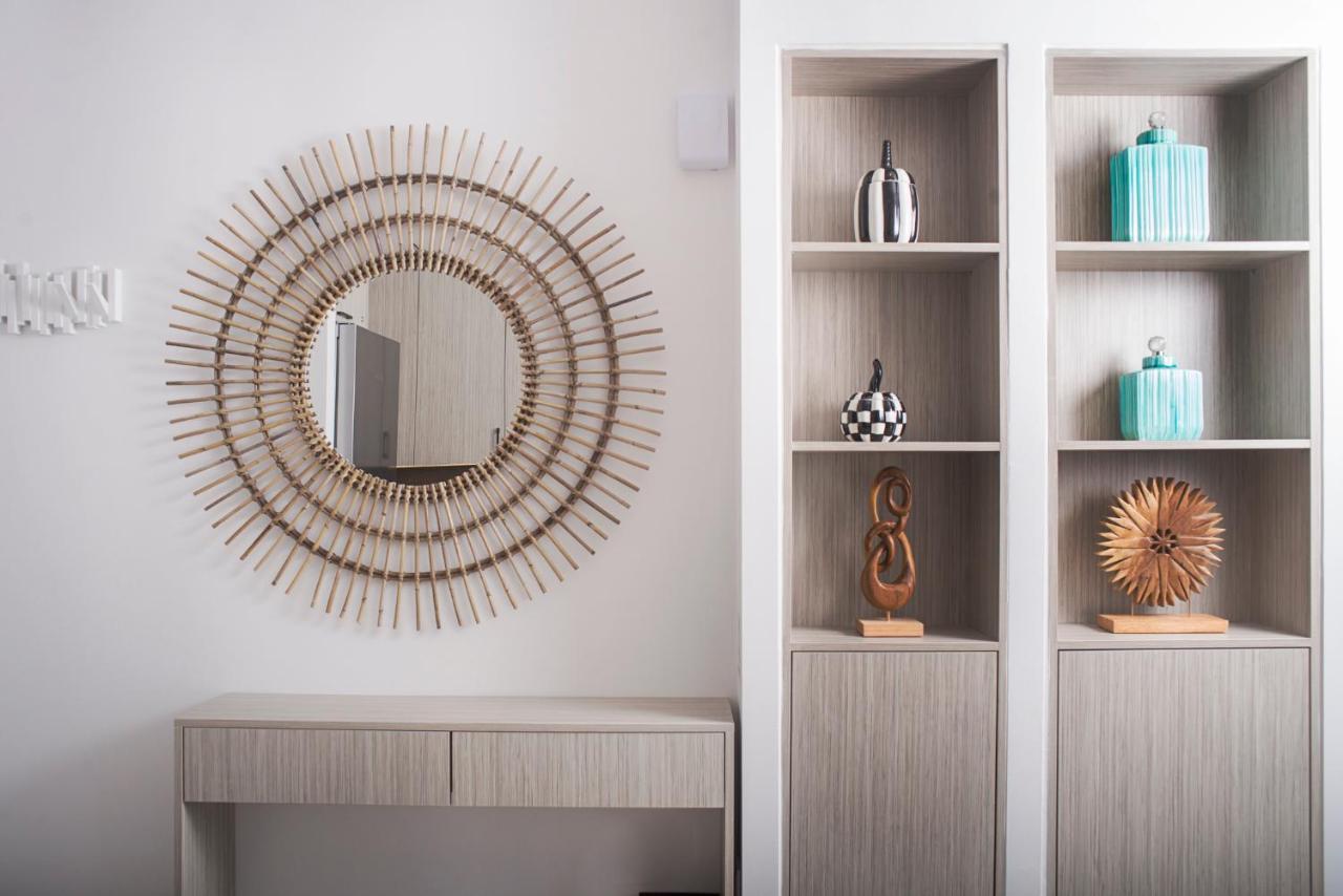 Urban Chic Luxury At The City Center Kalamata Exteriör bild