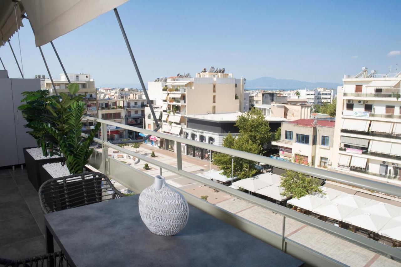 Urban Chic Luxury At The City Center Kalamata Exteriör bild
